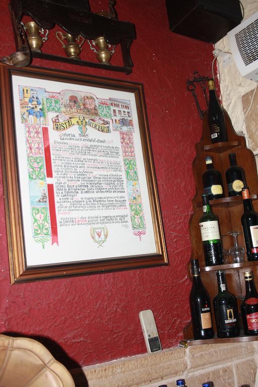 Hostal Restaurante La Diligencia Cunit Bagian luar foto