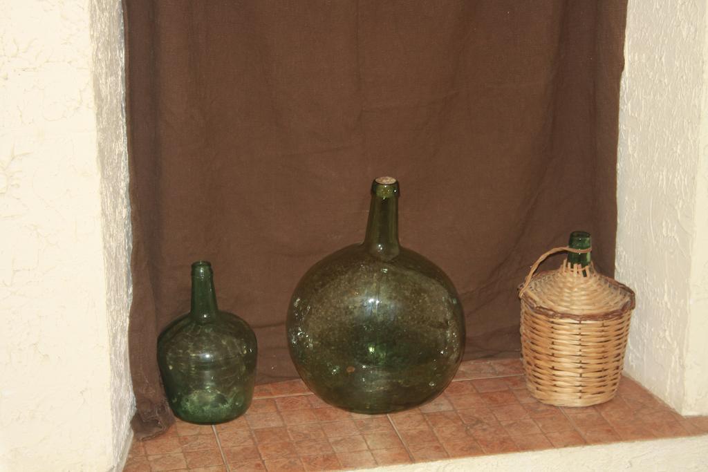 Hostal Restaurante La Diligencia Cunit Bagian luar foto