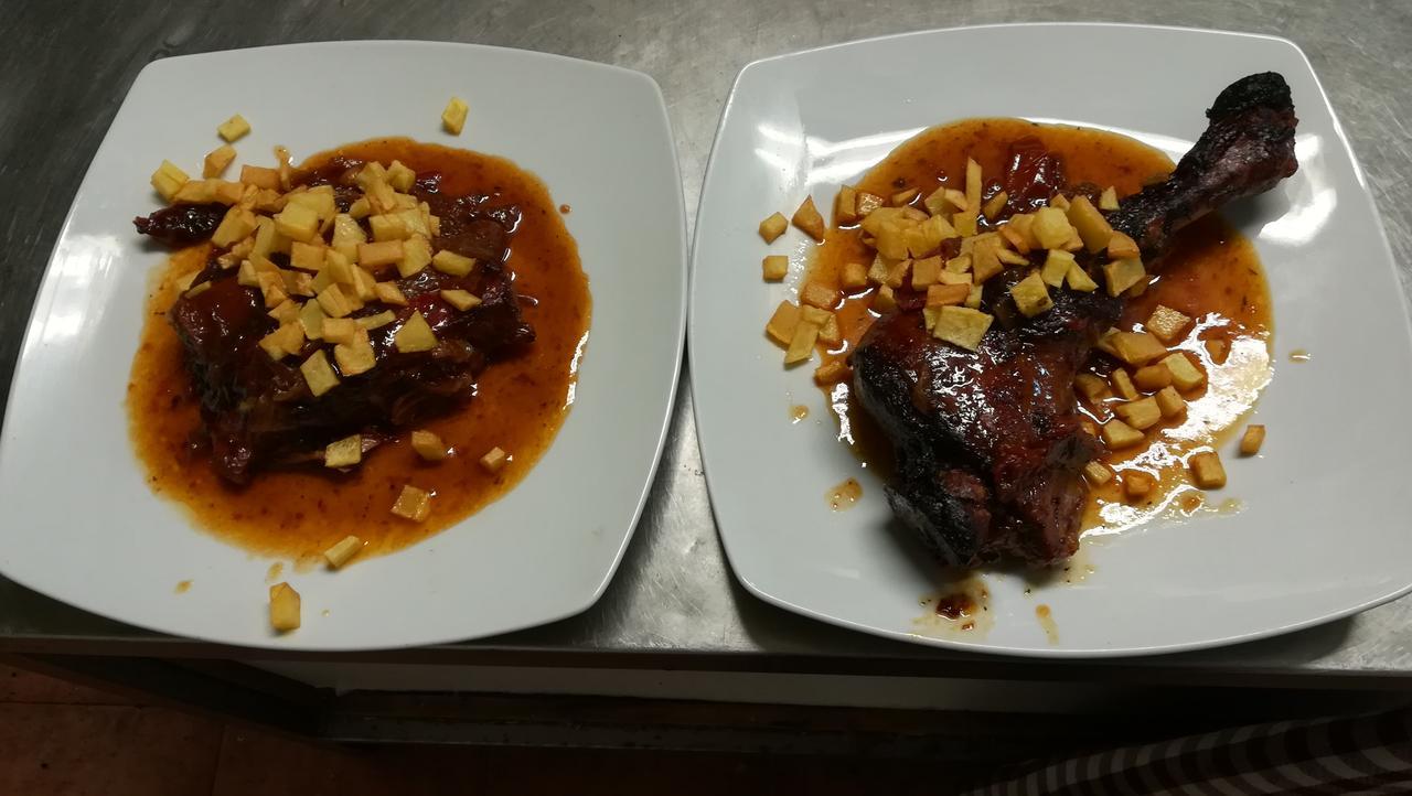Hostal Restaurante La Diligencia Cunit Bagian luar foto